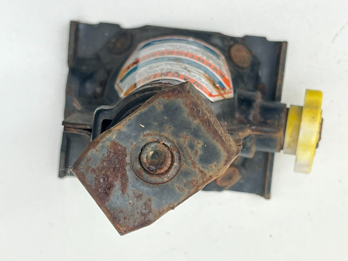 9026082