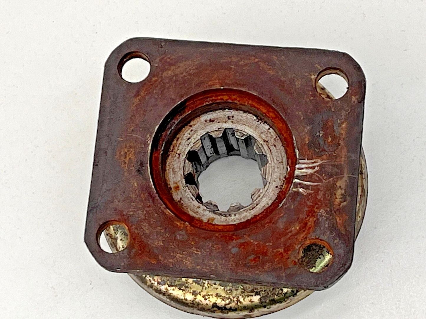 8952276