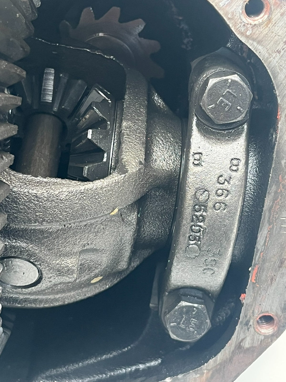 8685986