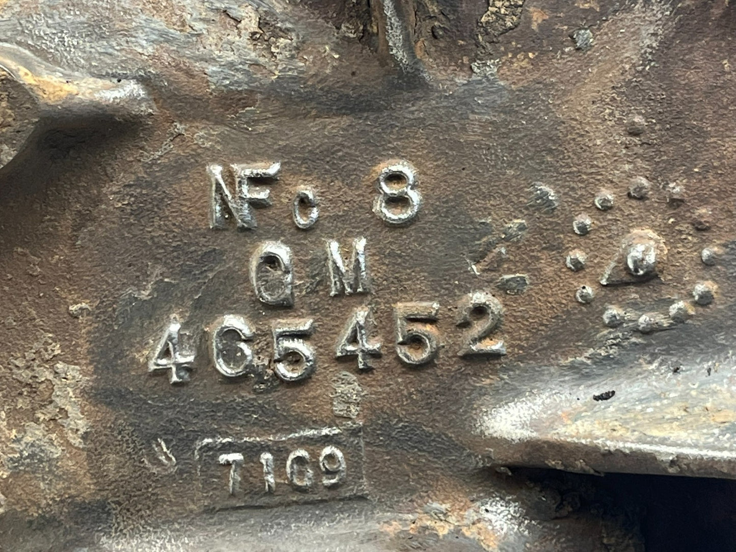 8890772