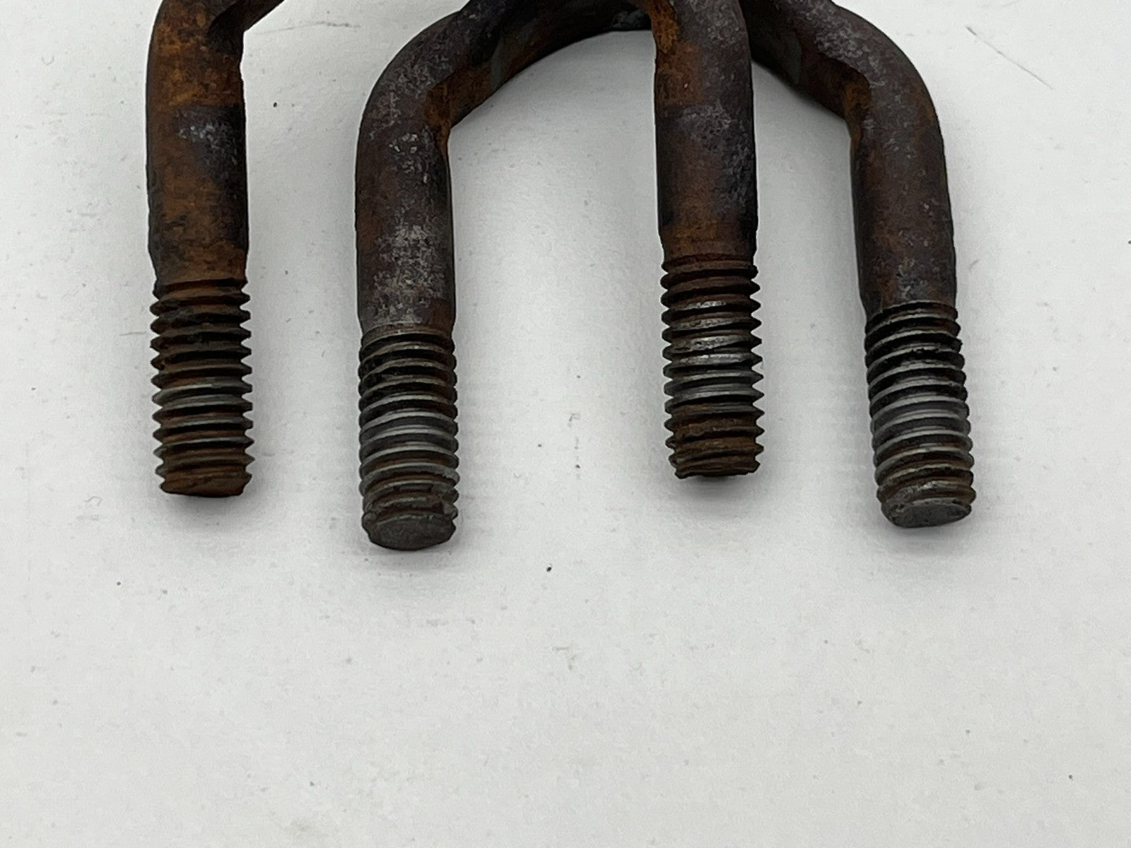 8942593