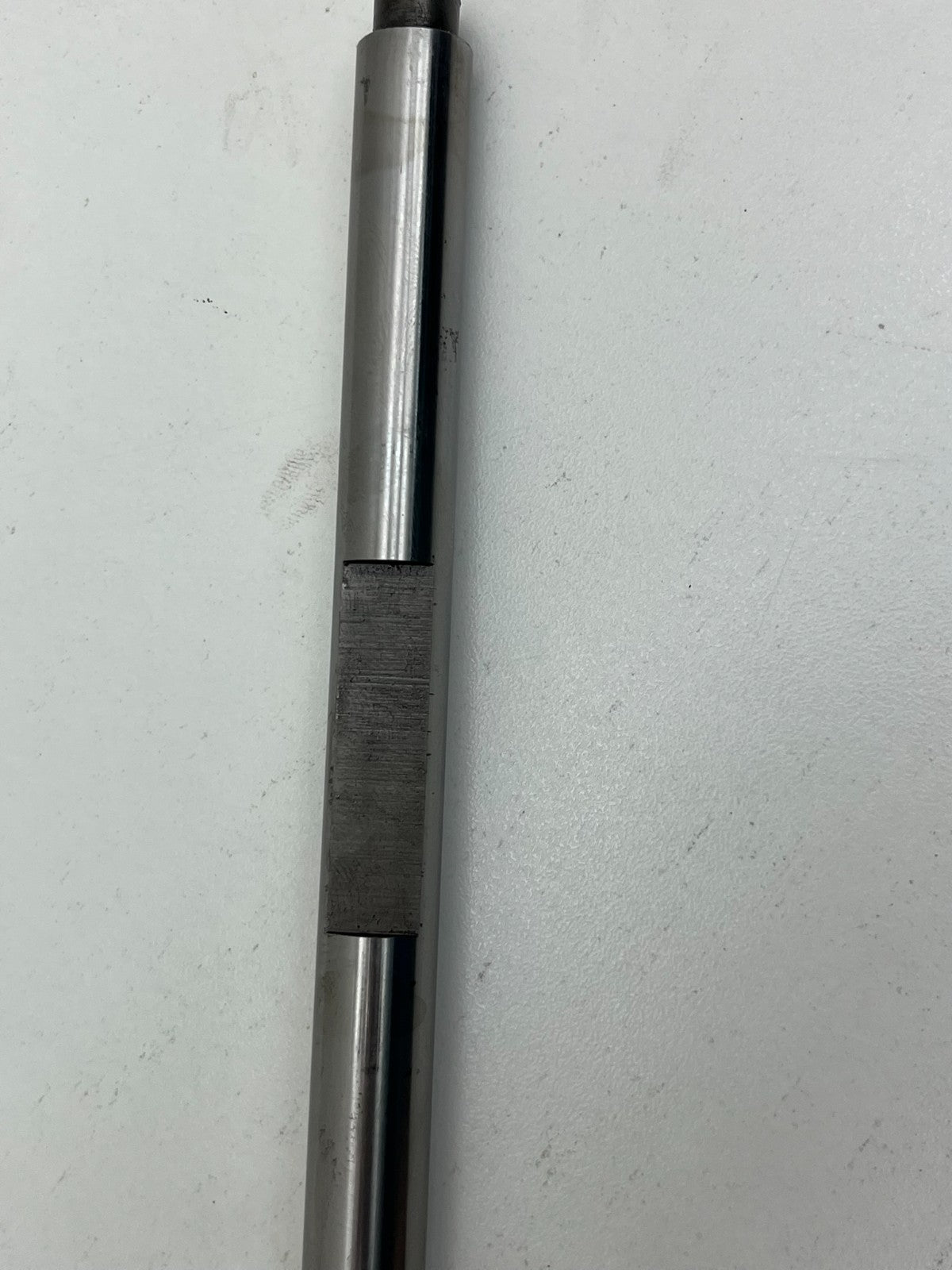 8925627