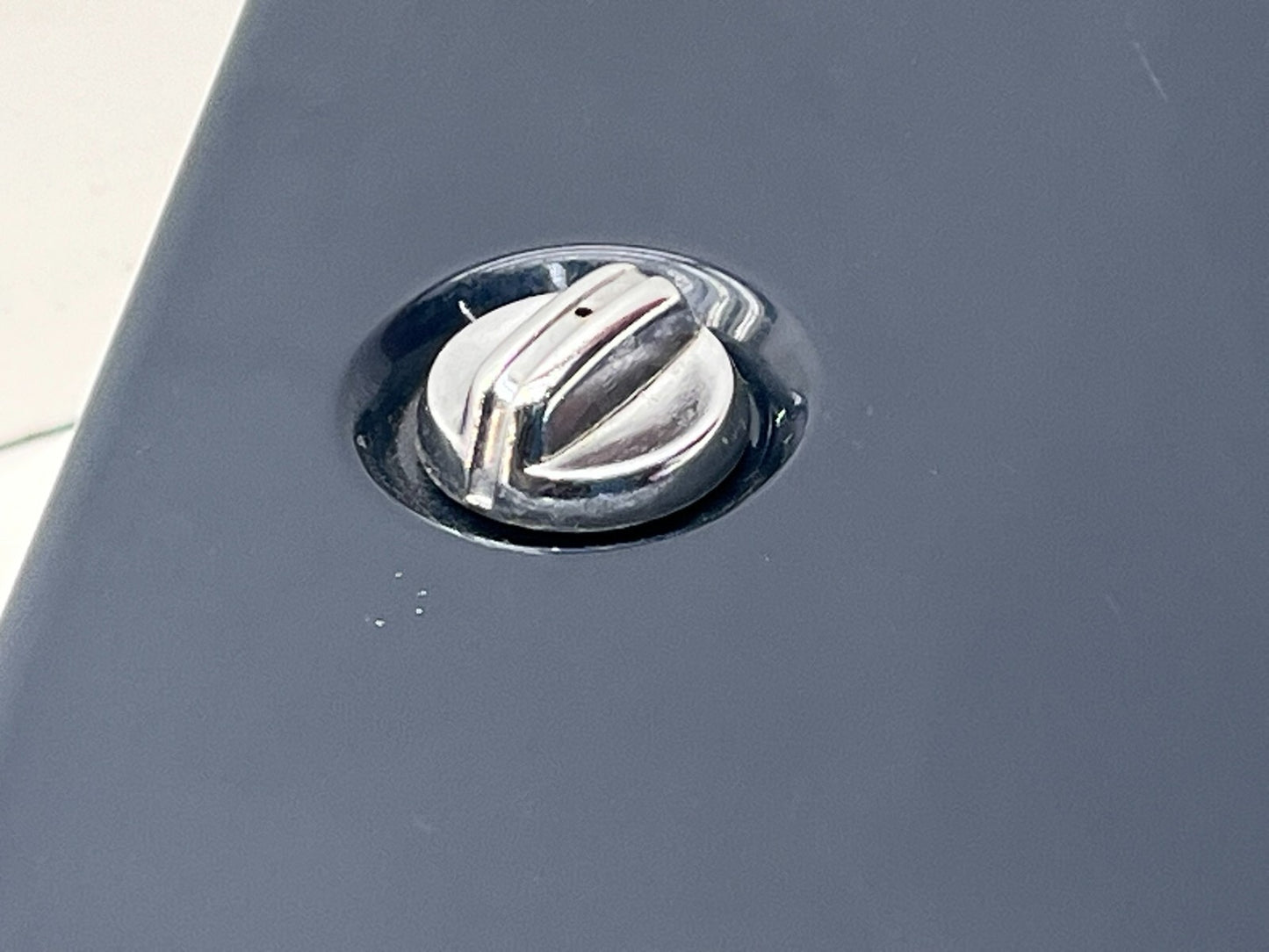 8706913