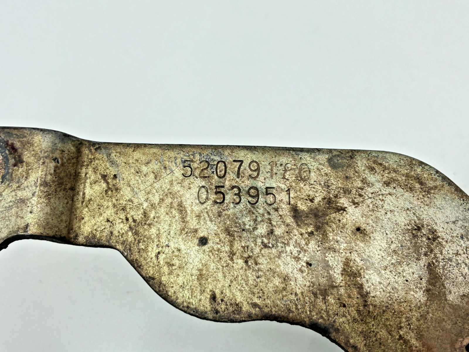 8733813