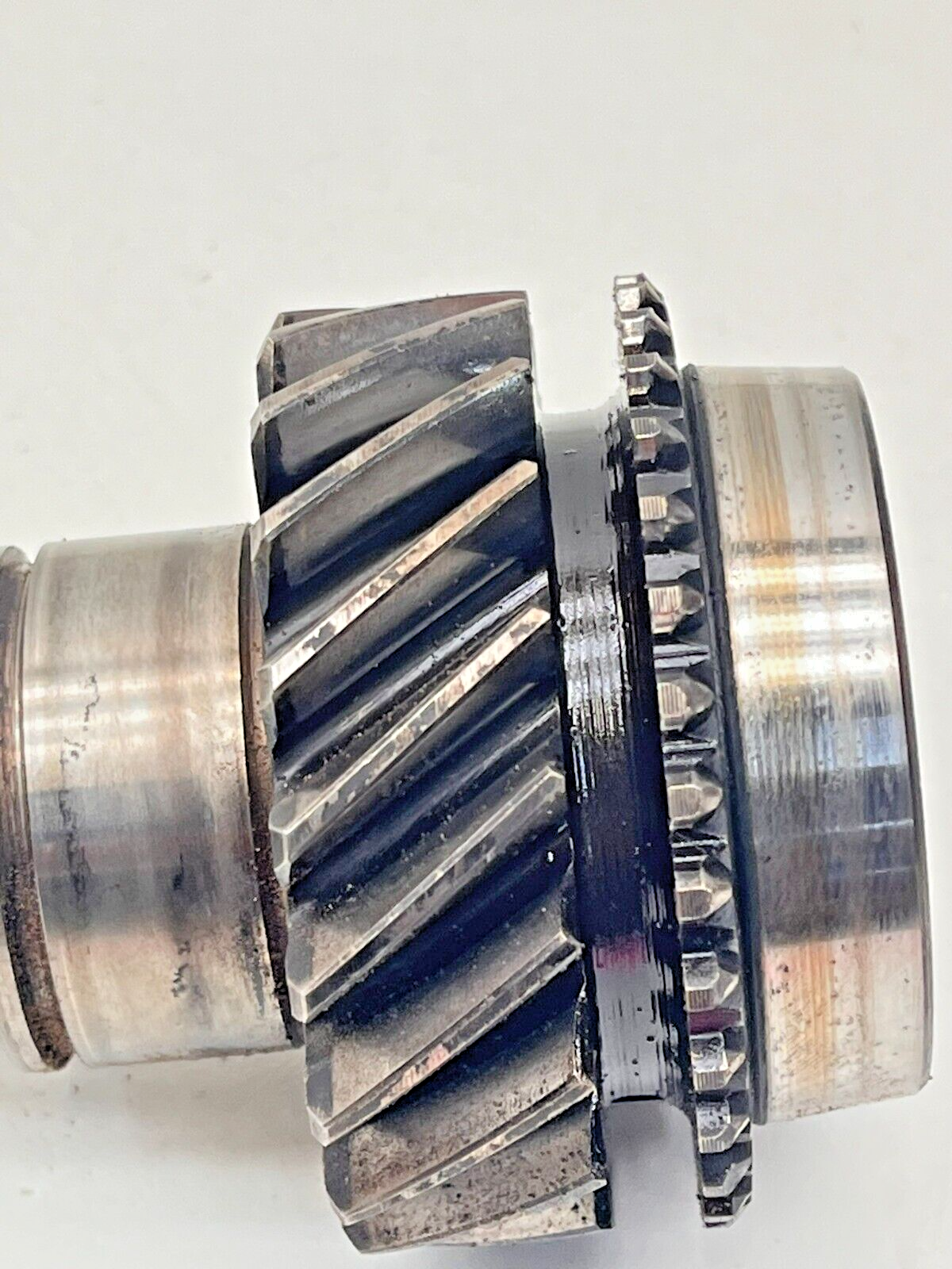 8963552