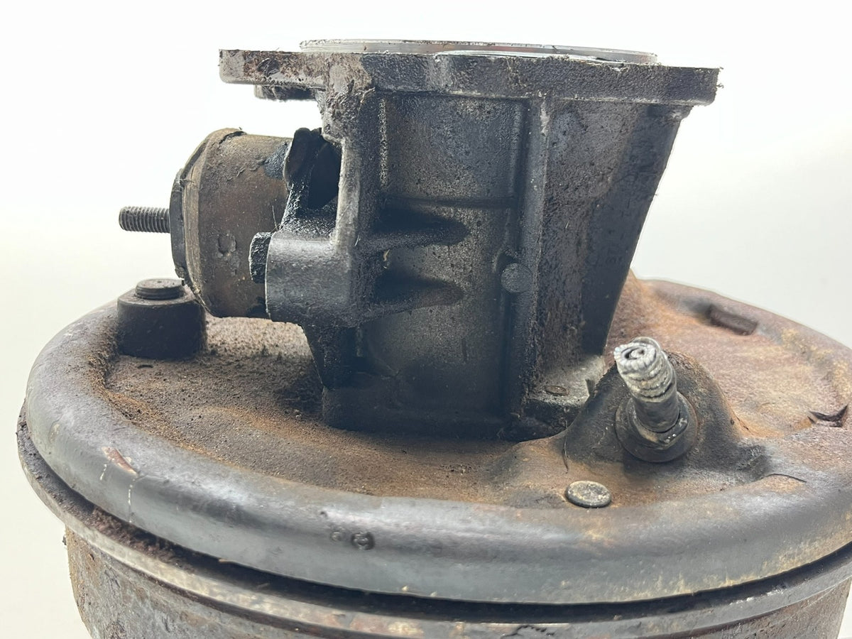 8952085