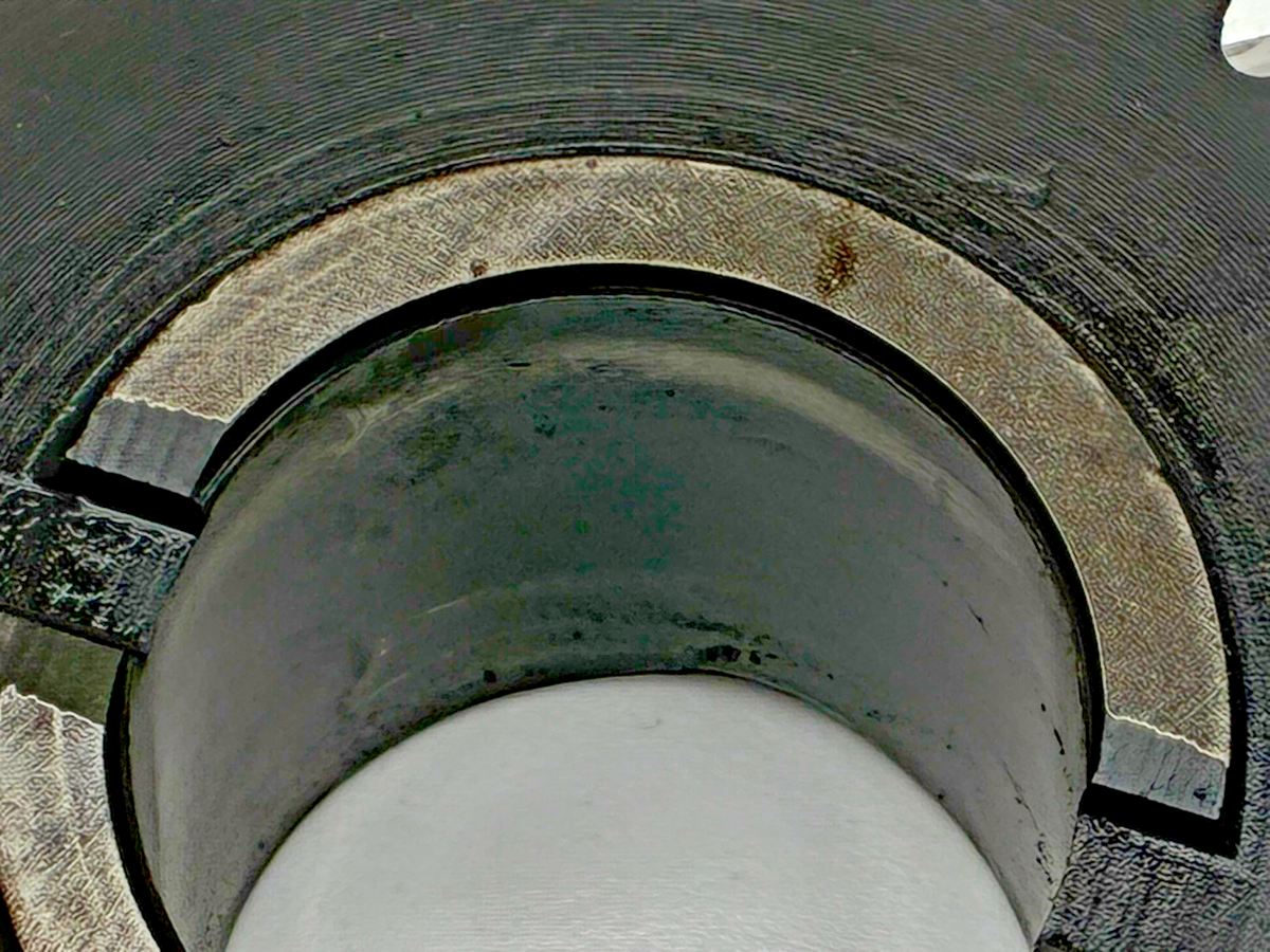 8998521