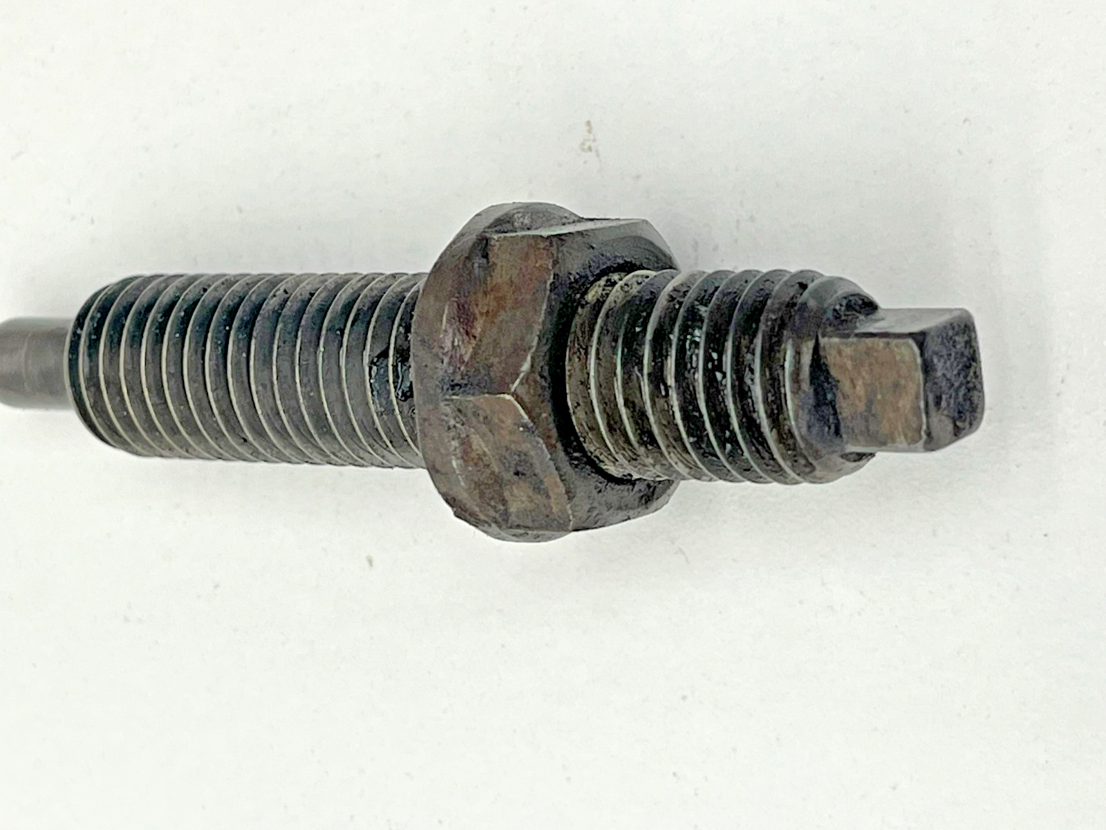 8952070