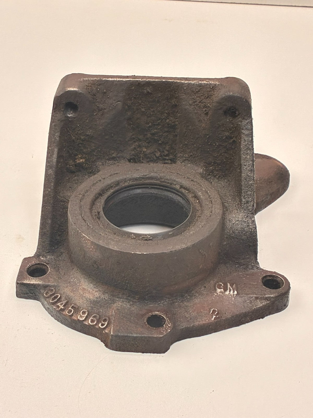 8972386