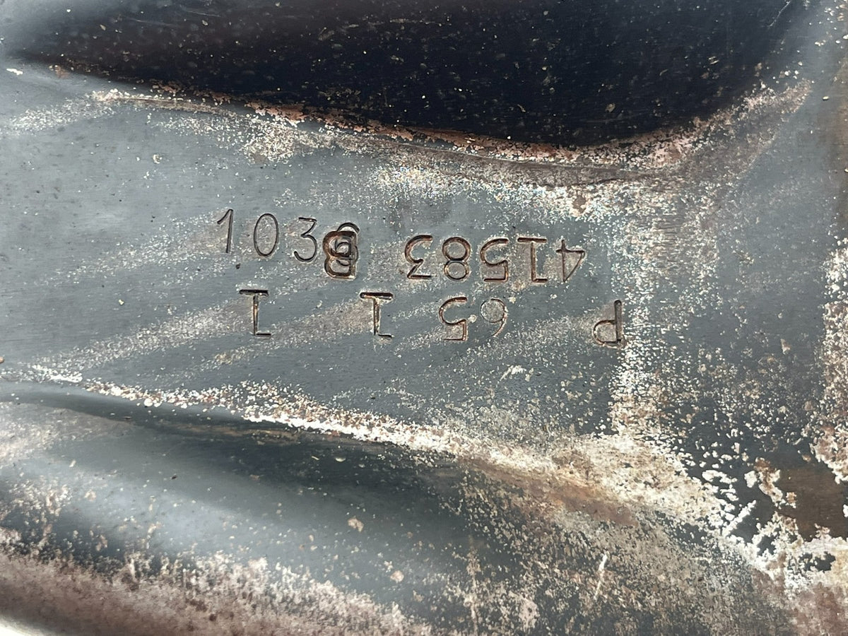 8947152