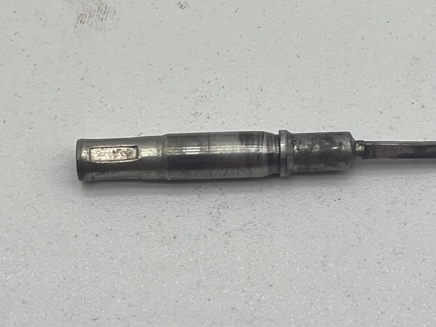 7849304
