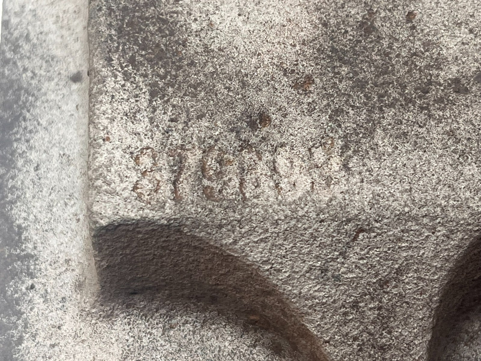 8125632